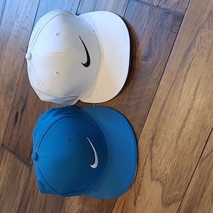 Men's Nike Golf Caps, Size S/M. Selling as Set. Great Condition